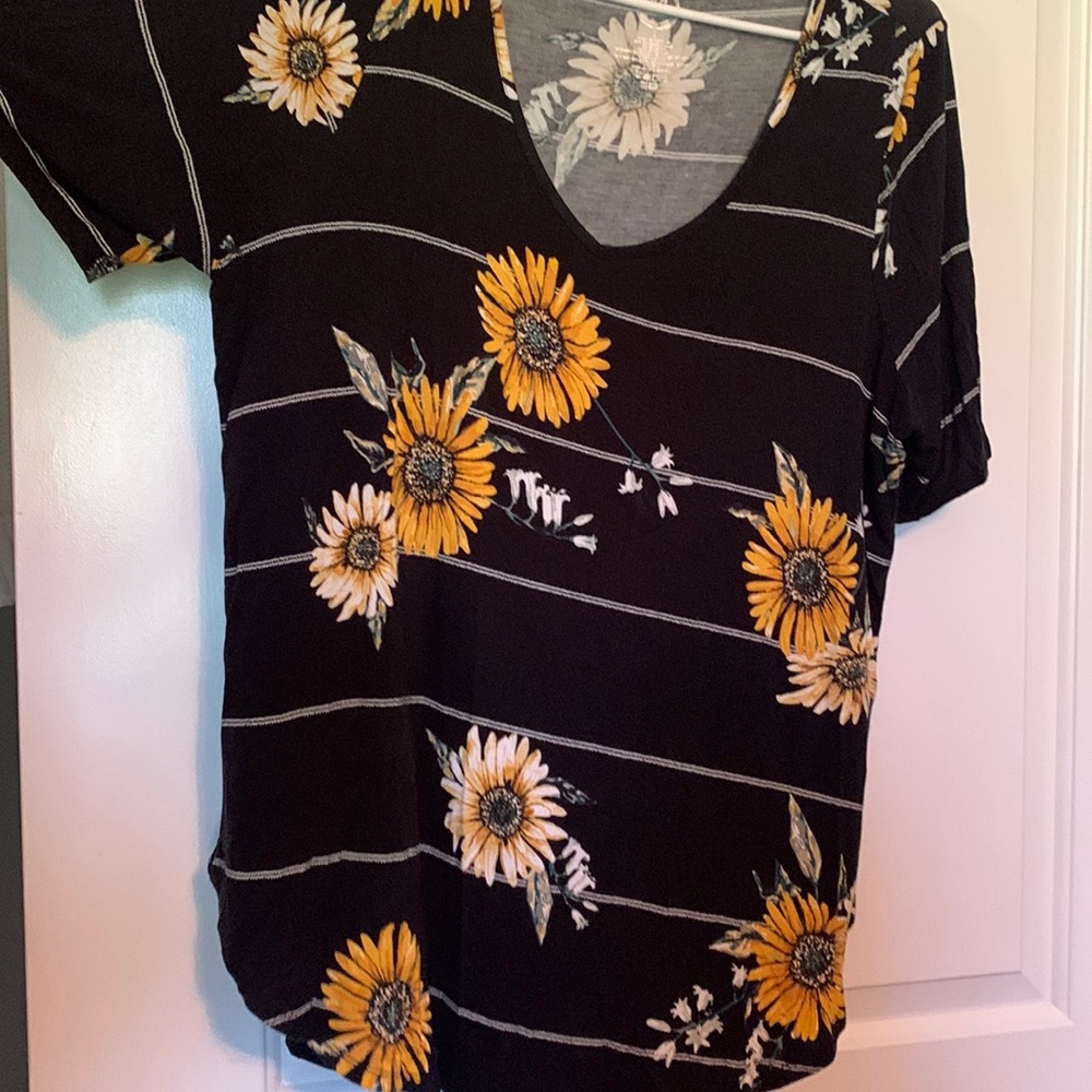Sunflower Top Maurices 1